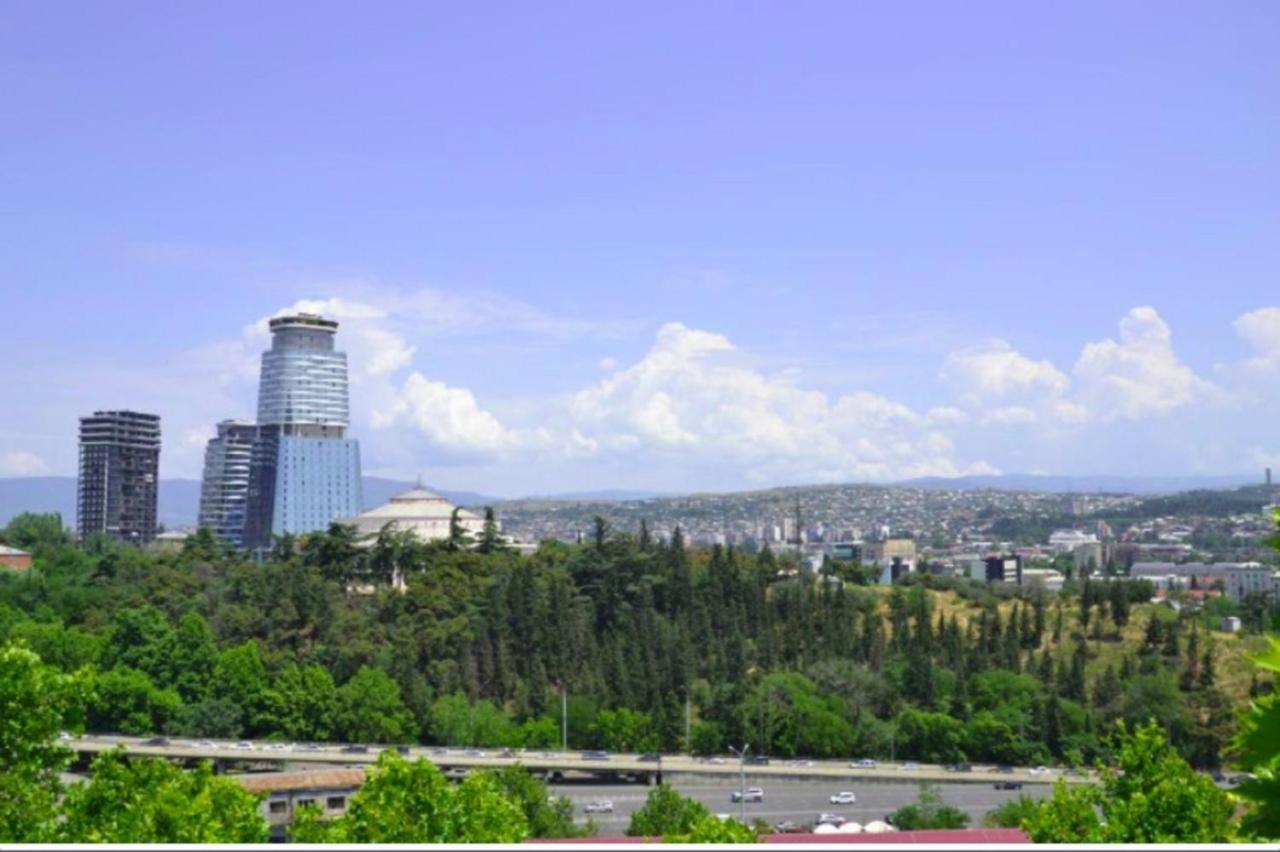 Luxury Aparthotel 5Rooms In Tbilisi Center ภายนอก รูปภาพ