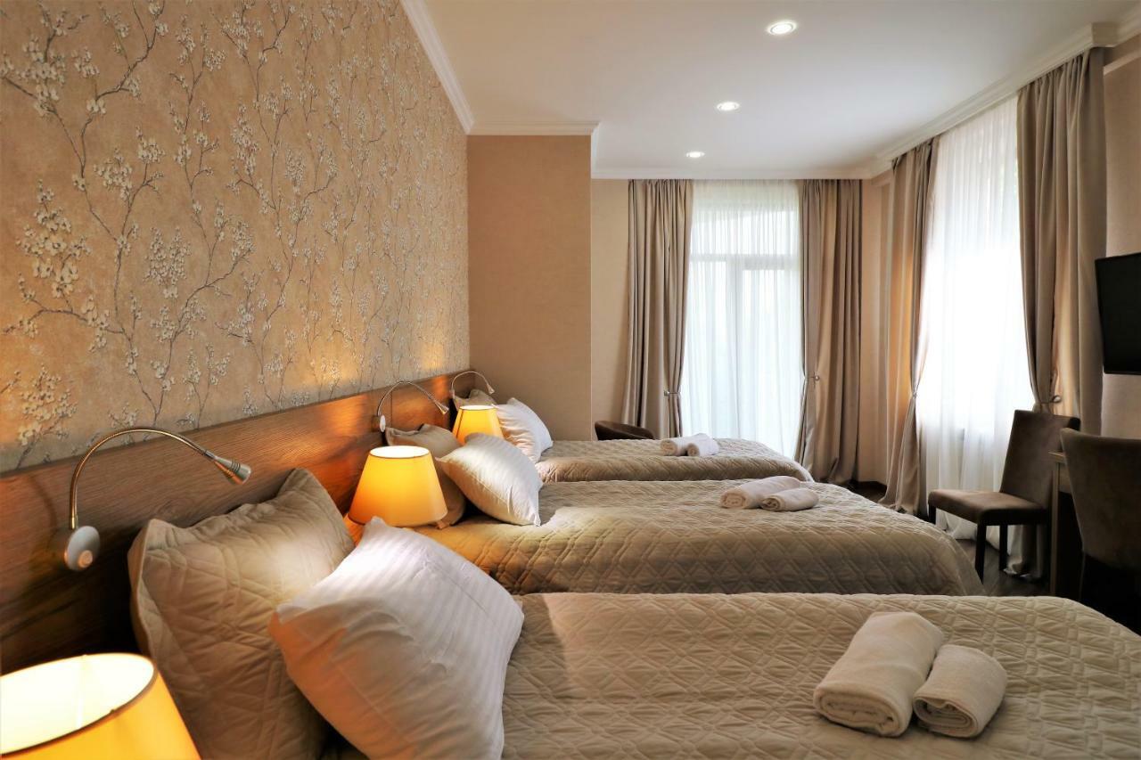 Luxury Aparthotel 5Rooms In Tbilisi Center ภายนอก รูปภาพ
