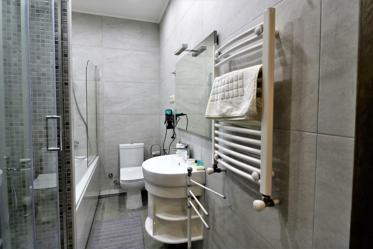Luxury Aparthotel 5Rooms In Tbilisi Center ภายนอก รูปภาพ