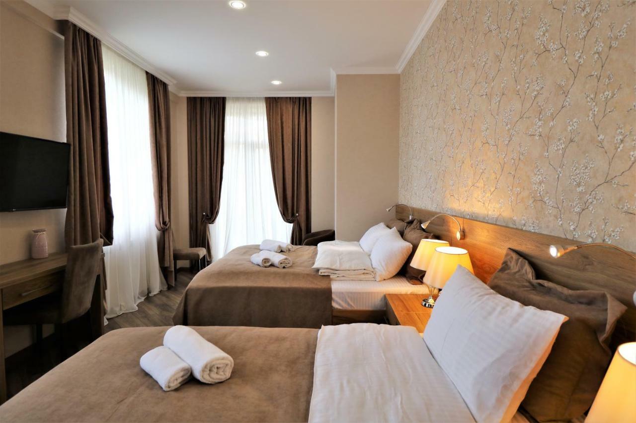 Luxury Aparthotel 5Rooms In Tbilisi Center ภายนอก รูปภาพ